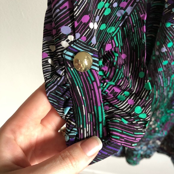 Cache wrap dress with gold C buckle - Picture 2 of 6